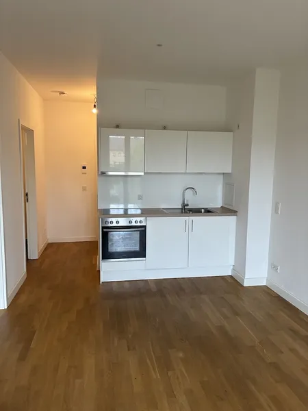 Schöne 2-Zimmer-Wohnung mit Küche im Neubau — photo 1
